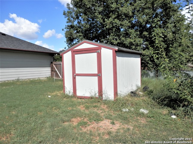 302 Renee Dr Property Photo 22