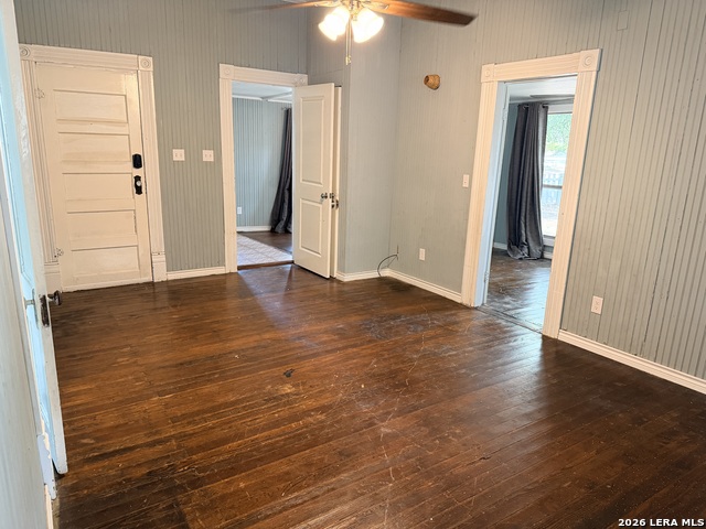 793 N Houston Ave Property Photo 3