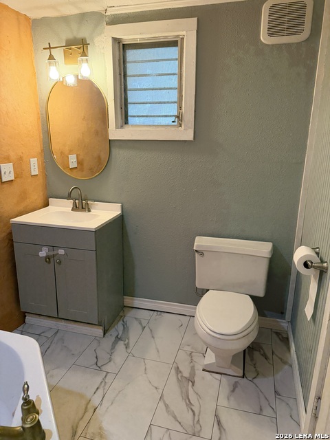 793 N Houston Ave Property Photo 11