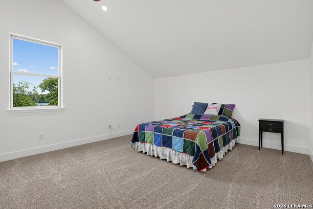 105 Oak View Dr Property Photo 36