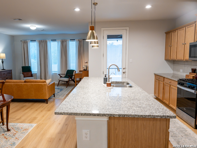 27819 Rocky Mtn Property Photo 9