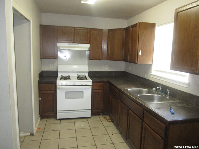 235 Cantrell Property Photo 5