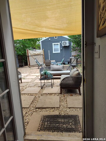 1305 Vickers Ave Property Photo 13