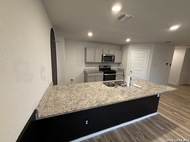 5427 Frederick Blf Property Photo 4