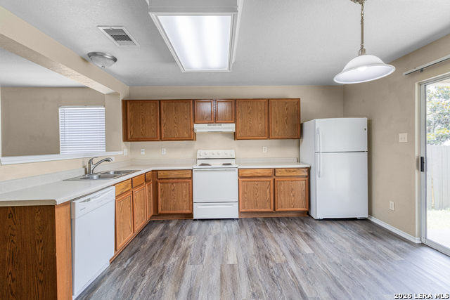 131 Booker Palm Property Photo 7