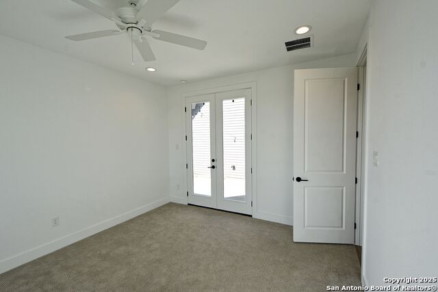 421 Constance Dr Property Photo 13