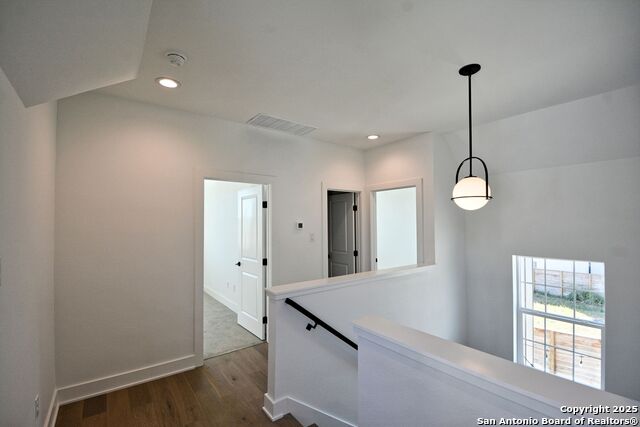 421 Constance Dr Property Photo 23