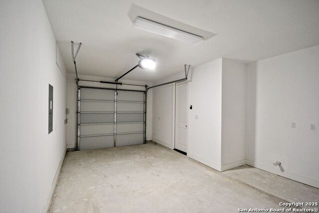 421 Constance Dr Property Photo 36