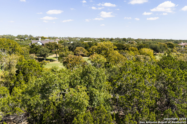 123 Levi English Property Photo 7