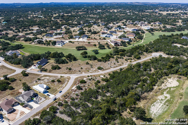 123 Levi English Property Photo 22