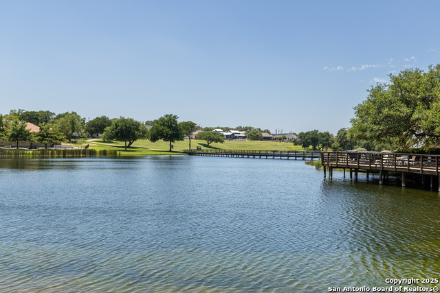 123 Levi English Property Photo 31