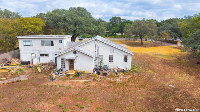 933 Fredericksburg Rd Property Photo 8