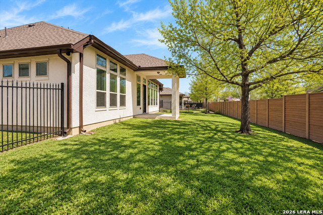 30080 Cibolo Mdw Property Photo 41