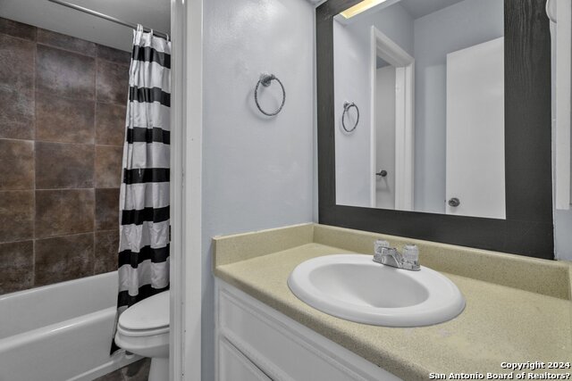 8831 Brigadoon St Property Photo 15