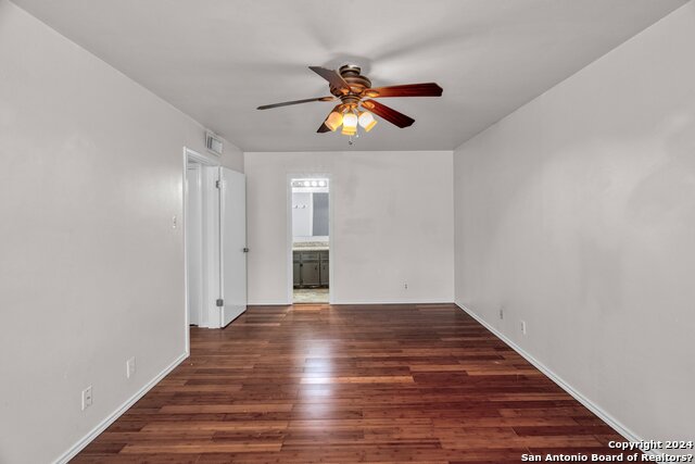 8831 Brigadoon St Property Photo 17