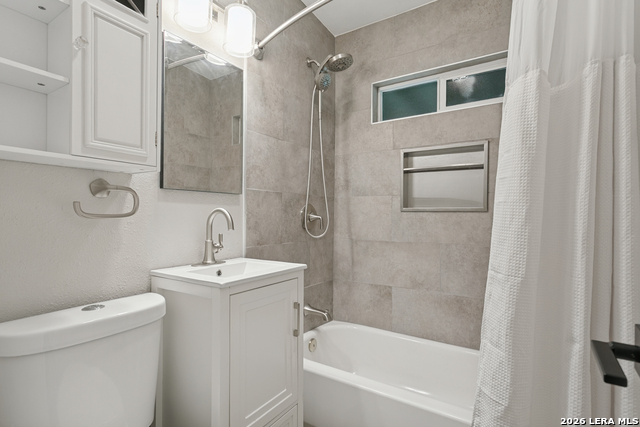 102 Mace St Property Photo 7