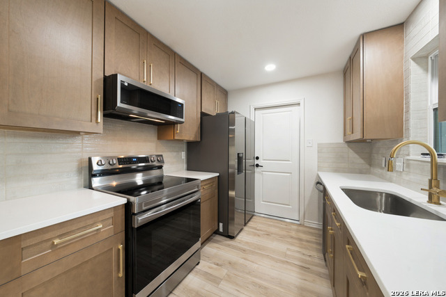 622 Mauze Property Photo 1