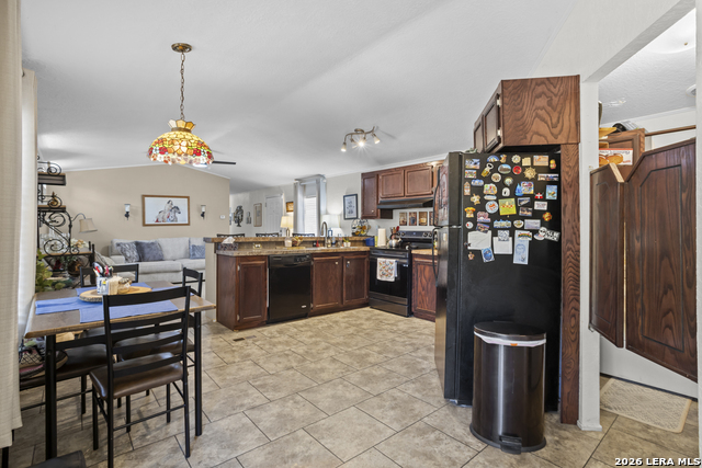 482 Center Property Photo 9