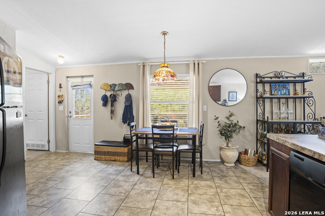 482 Center Property Photo 12