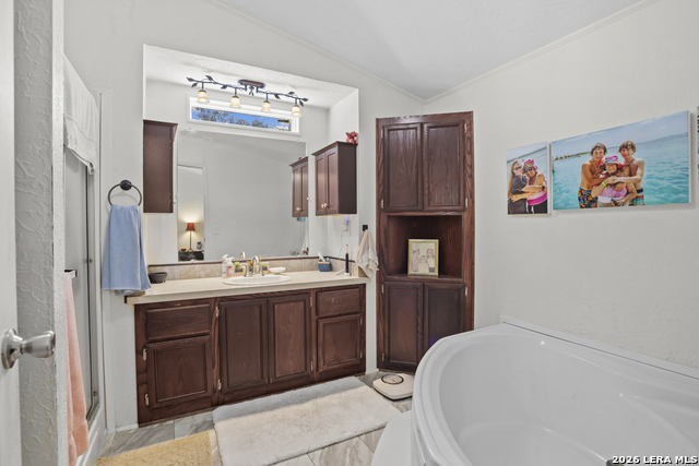 482 Center Property Photo 16
