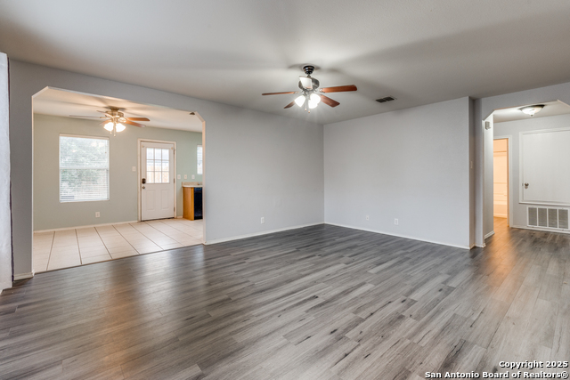 309 Willow View Property Photo 7