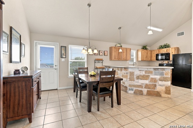 659 Cimarron Property Photo 10