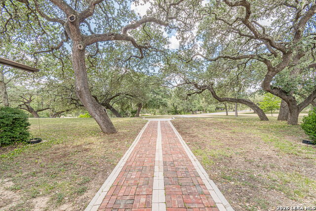 325 Booth Dr Property Photo 2