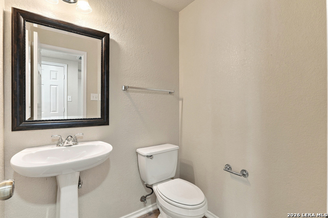 619 Mathis Mdw Property Photo 7