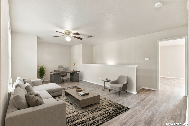 619 Mathis Mdw Property Photo 23