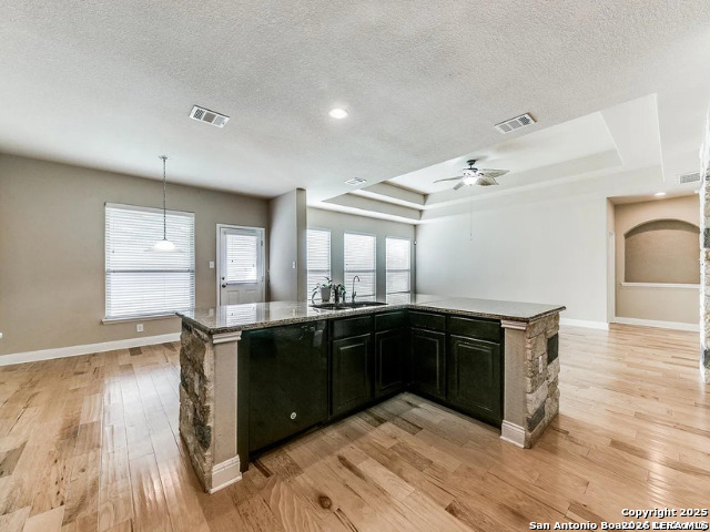 912 Resaca Property Photo 7