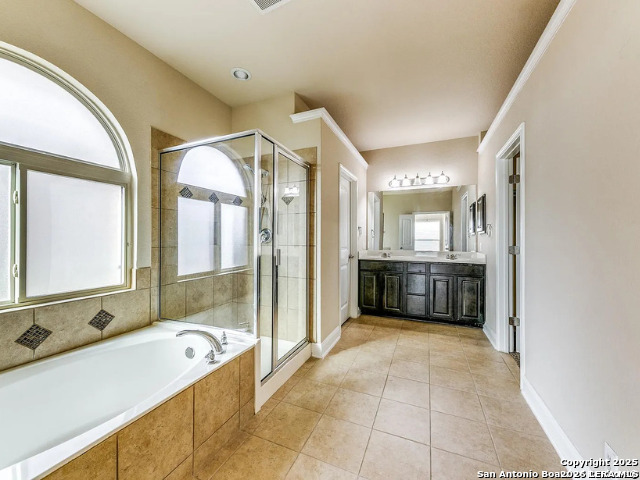 912 Resaca Property Photo 11