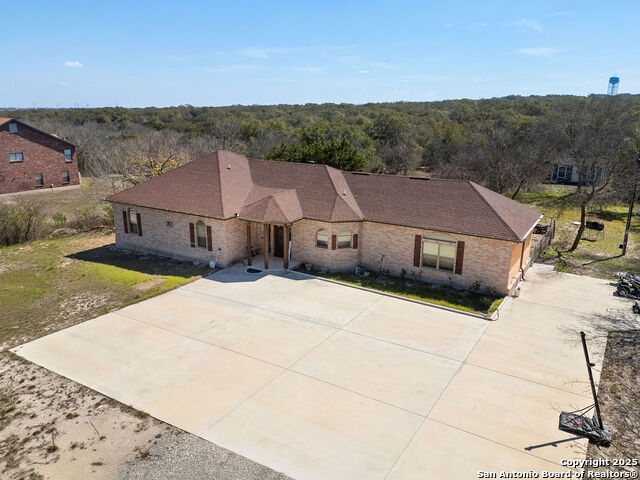 319 County Road 386 Property Photo 1