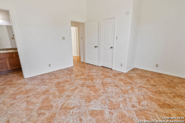 319 County Road 386 Property Photo 16