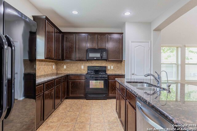 422 Tequila Rnch Property Photo 15