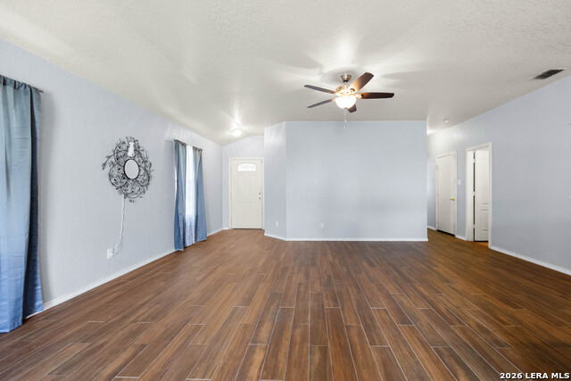4714 Dapple Dr Property Photo 6