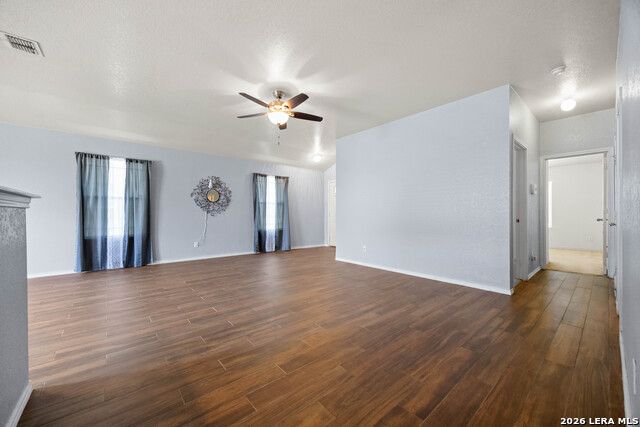 4714 Dapple Dr Property Photo 7