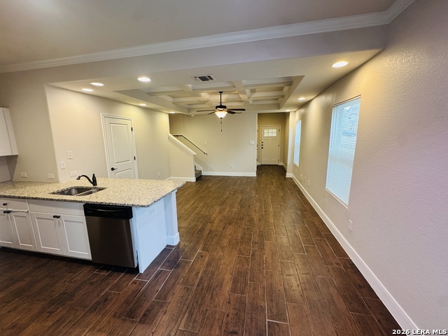 6310 Melanzane Ave Property Photo 4