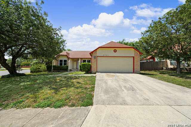 2701 Hillview Ln Property Photo 2