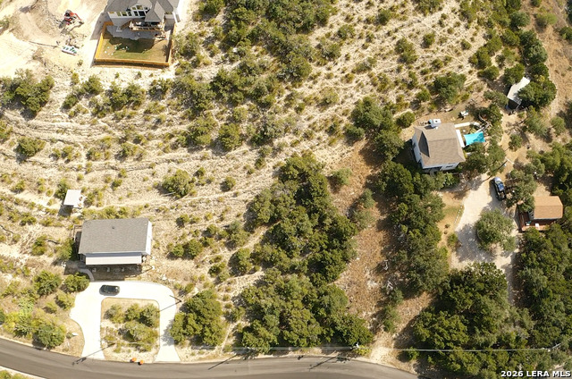 340 Ledgeview Dr Property Photo 6