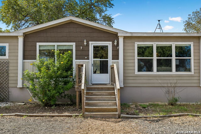 30 Terry Ln Property Photo 2