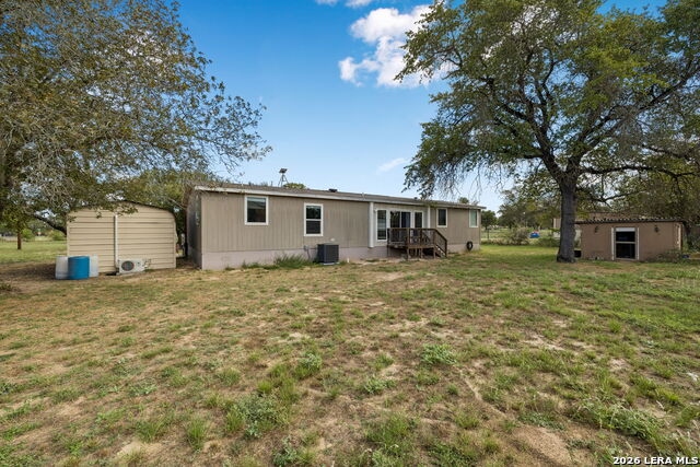 30 Terry Ln Property Photo 32