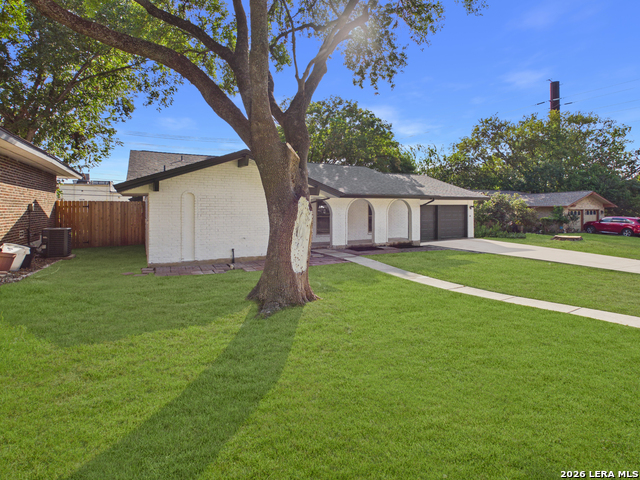 6426 Handsome Lake Dr Property Photo 3