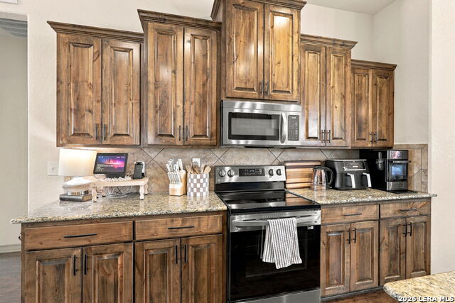 108 Park Hts Property Photo 12