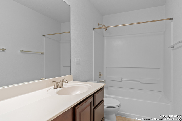 1203 Prairie Grass Property Photo 23