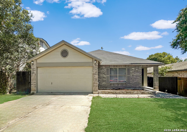 10443 Pine Glade Property Photo 1