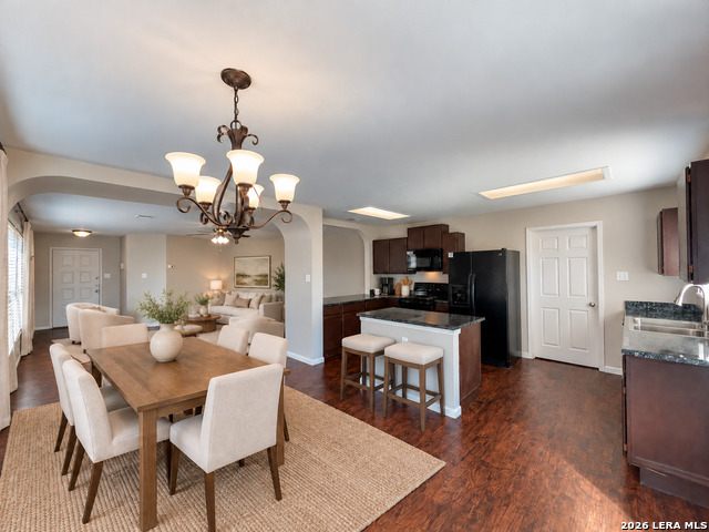 10443 Pine Glade Property Photo 3