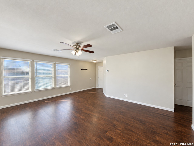 10443 Pine Glade Property Photo 10