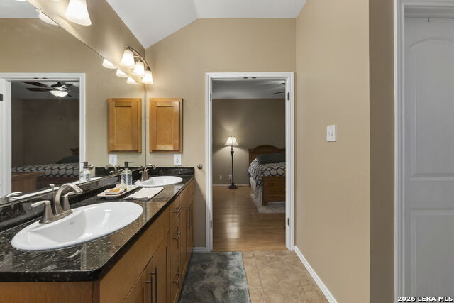 16618 Snell Mdws Property Photo 24