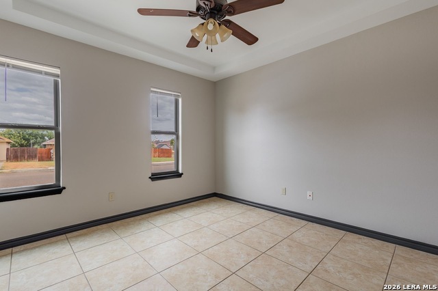 2095 Fox Borough Dr Property Photo 18