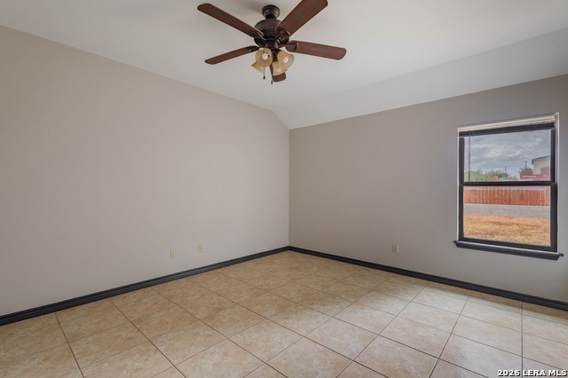 2095 Fox Borough Dr Property Photo 22